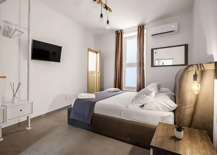 G E B Central Apartment