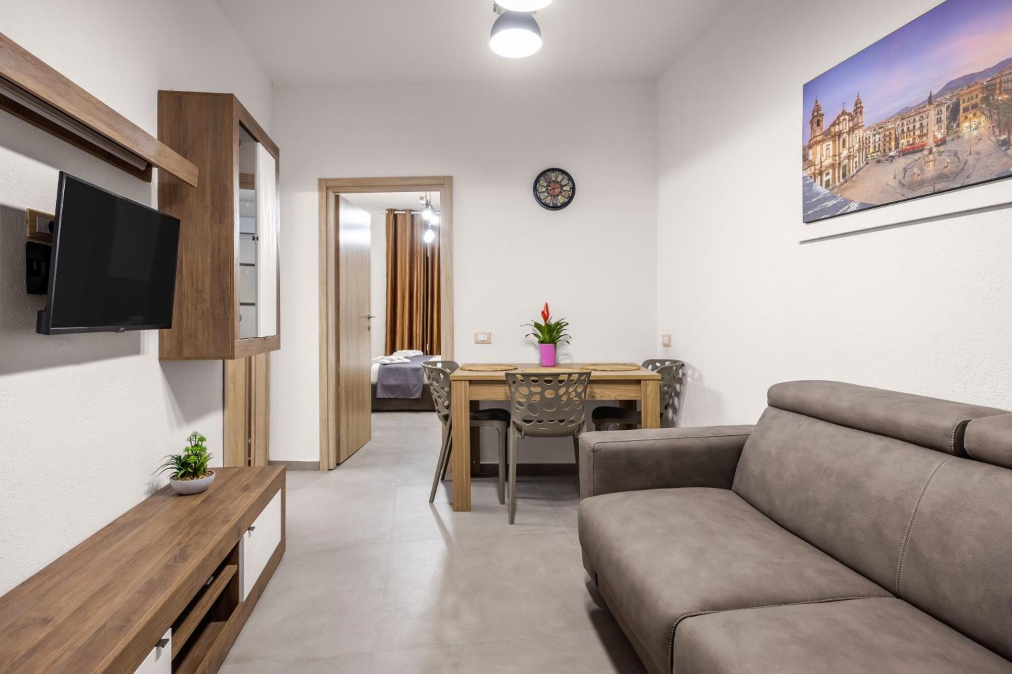 G E B Apartment *